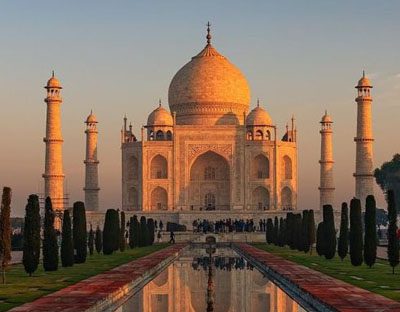 Taj mahal sunrise tour from delhi Singh India Holiday