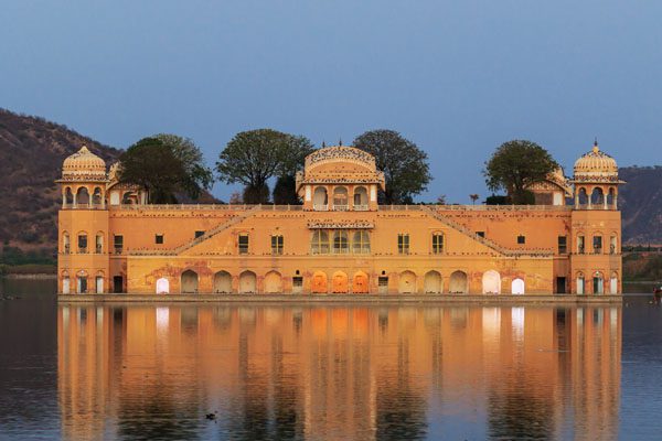 jal mahal 1 Singh India Holiday