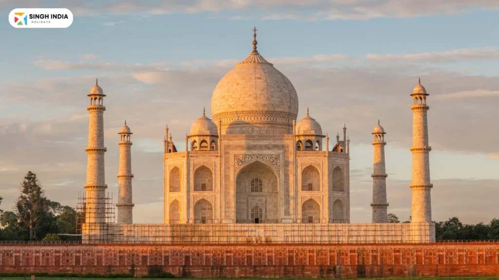 Taj Mahal Singh India Holiday