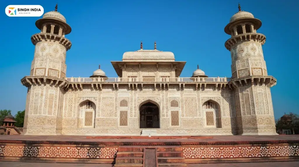 Tomb of Itimad ud Daulah Singh India Holiday